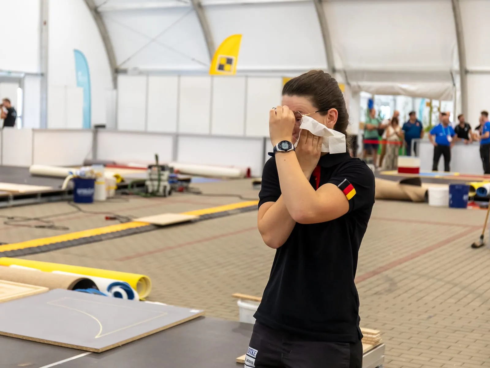 Bodenlegerin Lisa Tiepelmann erhielt die Exzellenzmedaille im Skill "Floor Laying" bei den EuroSkills 2023 in Danzig.