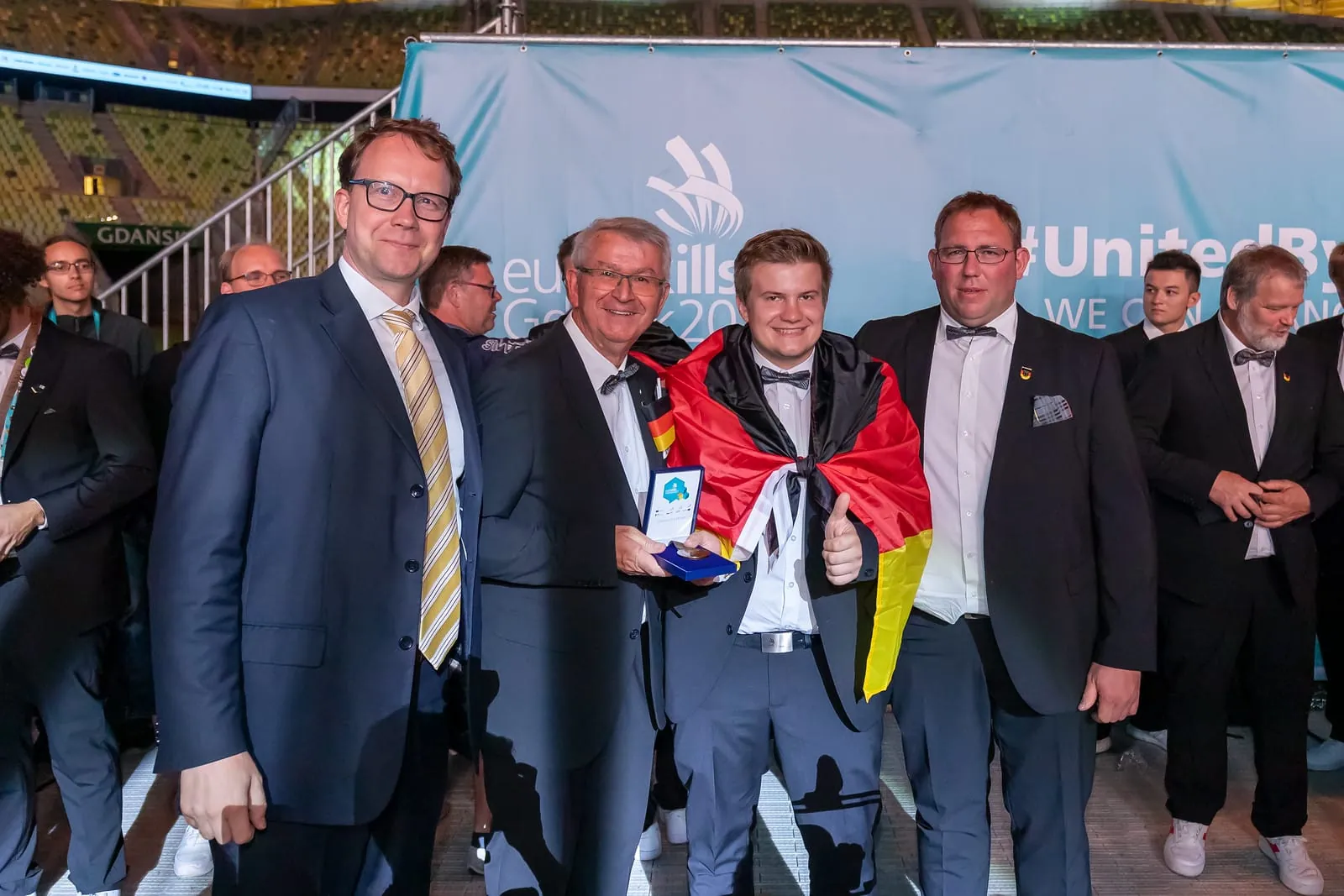 Kfz-Mechatroniker Manuel Schmied gewann die Exzellenzmedaille im Skill "Automobile Technology" bei den EuroSkills 2023 in Danzig.