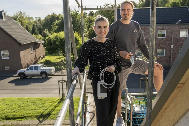 Anne und Felix Moll, Inhaber von Moll Bedachungen, haben ihr eigenes Start-up Bygg.ai gegr&uuml;ndet.