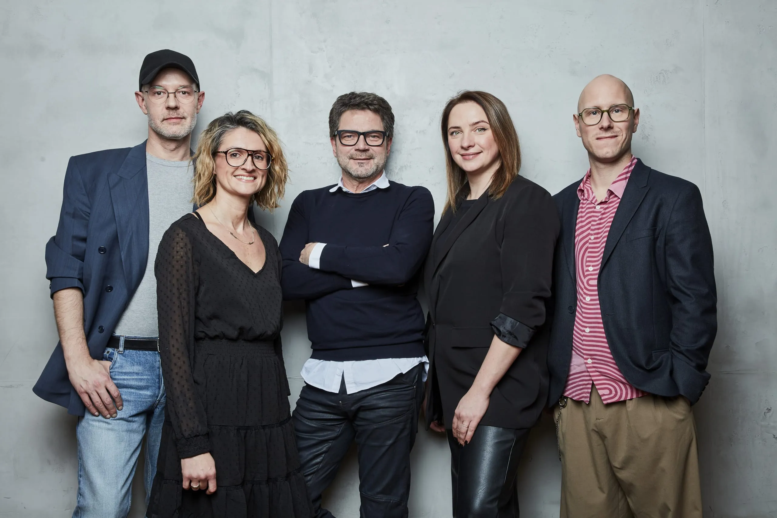 Die Akteure der aktuellen Mode (v.l.n.r.): Stellvertretender Art Director Steven Meth, Susan Hoffmann-Neske, Art Director Antonio Weinitschke, Anastasia Wilke und Christian Kasa.