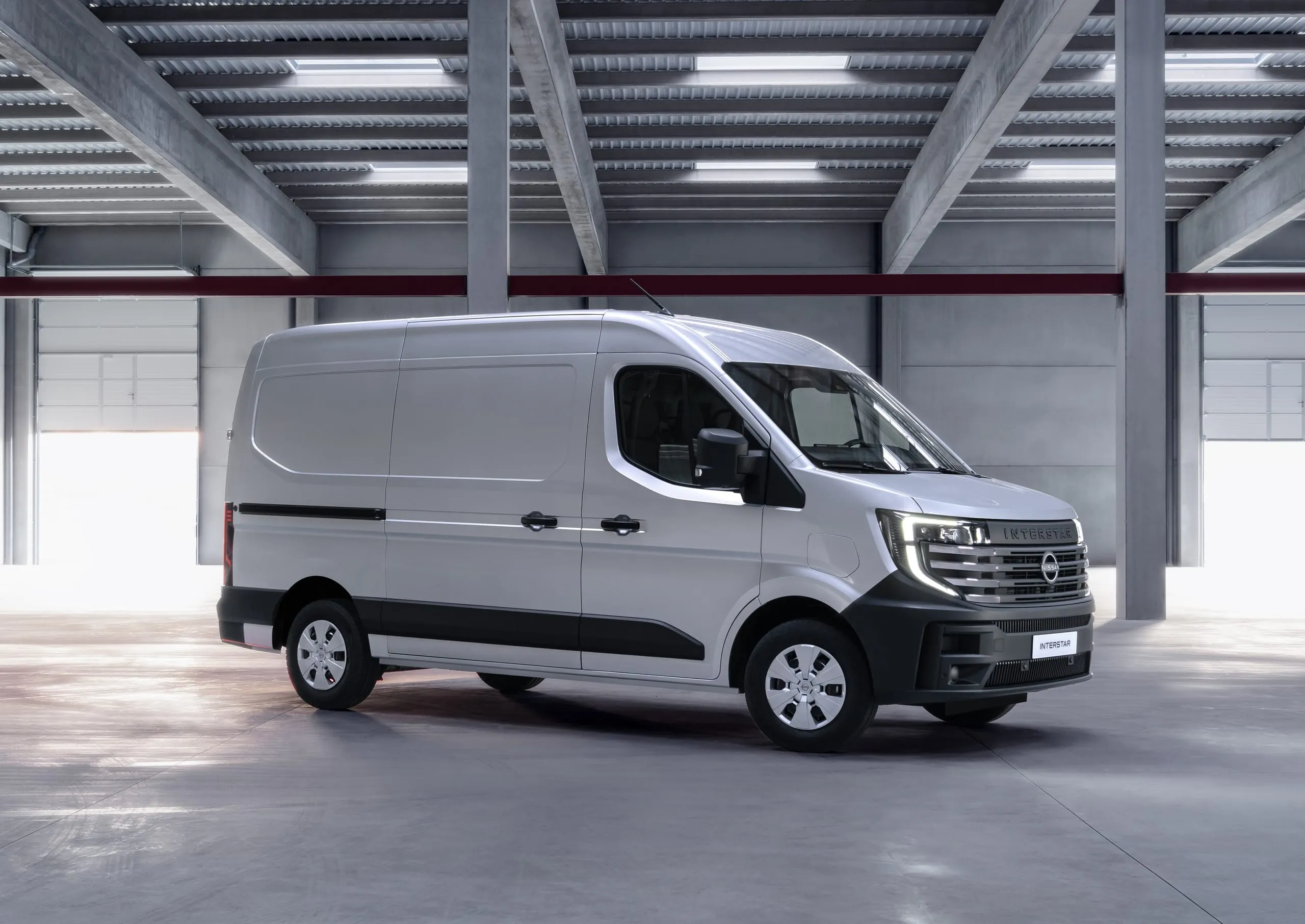 Nissan Interstar: Der Bruder des Renault Master überzeugt mit eigenen Akzenten