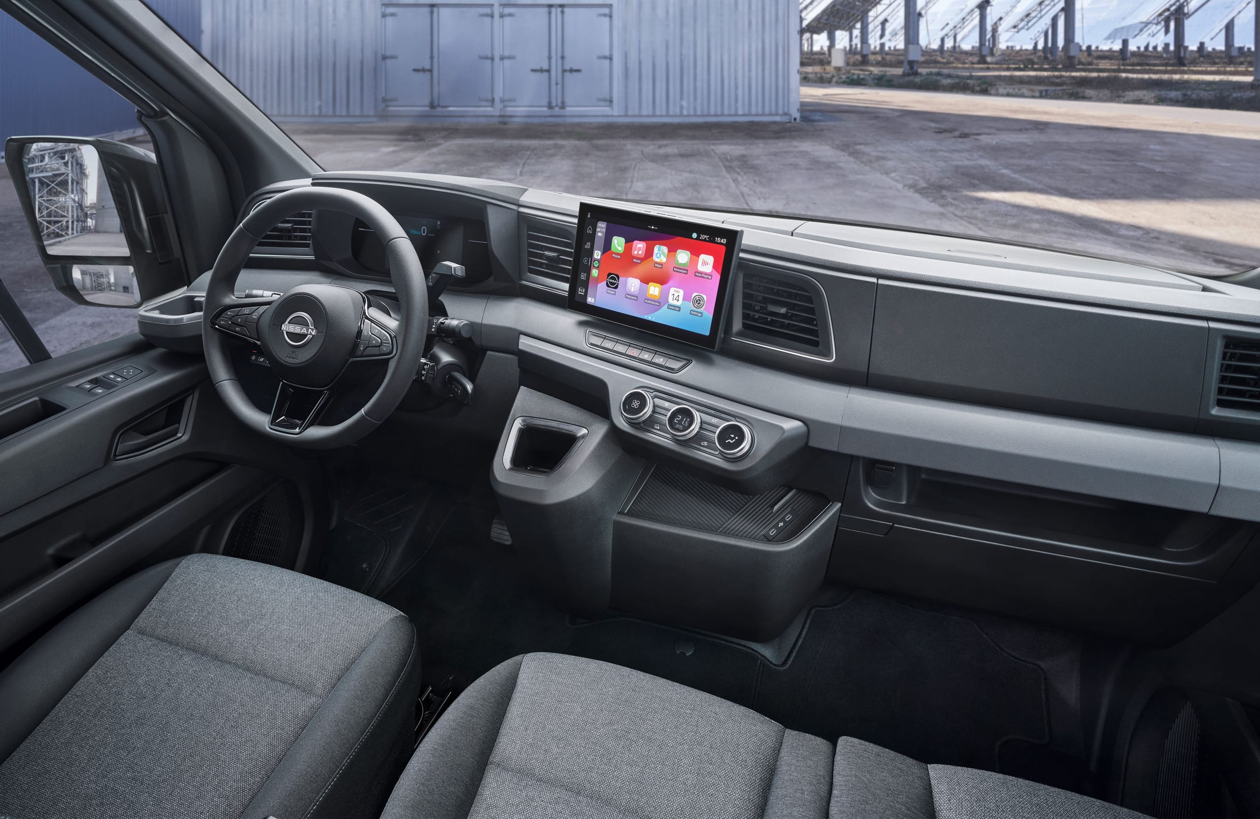Der Fahrer als Star: sachlich-freundlich gestaltetes Cockpit, sehr fahrerbetont.