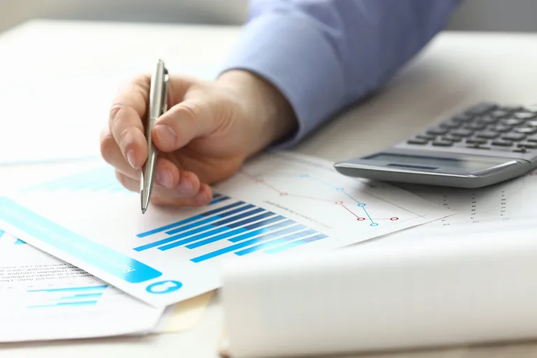 Unternehmer behalten gerade in konjunkturell angespanntem Umfeld die Zahlen im Blick. Auch, um Finanzbeh&ouml;rden Auskunft geben zu k&ouml;nnen.