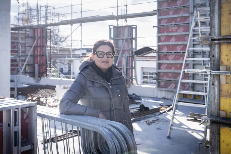 Dipl.-Ing. Beate Meister leitet das Baugesch&auml;ft Paul Meister e.K. im niederbayerischen  Ergoldsbach.