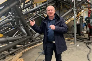 Gastgeber Bernhard Hahner, Chef von Hahner Technik aus Petersberg-B&ouml;ckels bei Fulda, m&ouml;chte jeden Tag etwas dazulernen und sich keinen Tag unterfordert f&uuml;hlen.