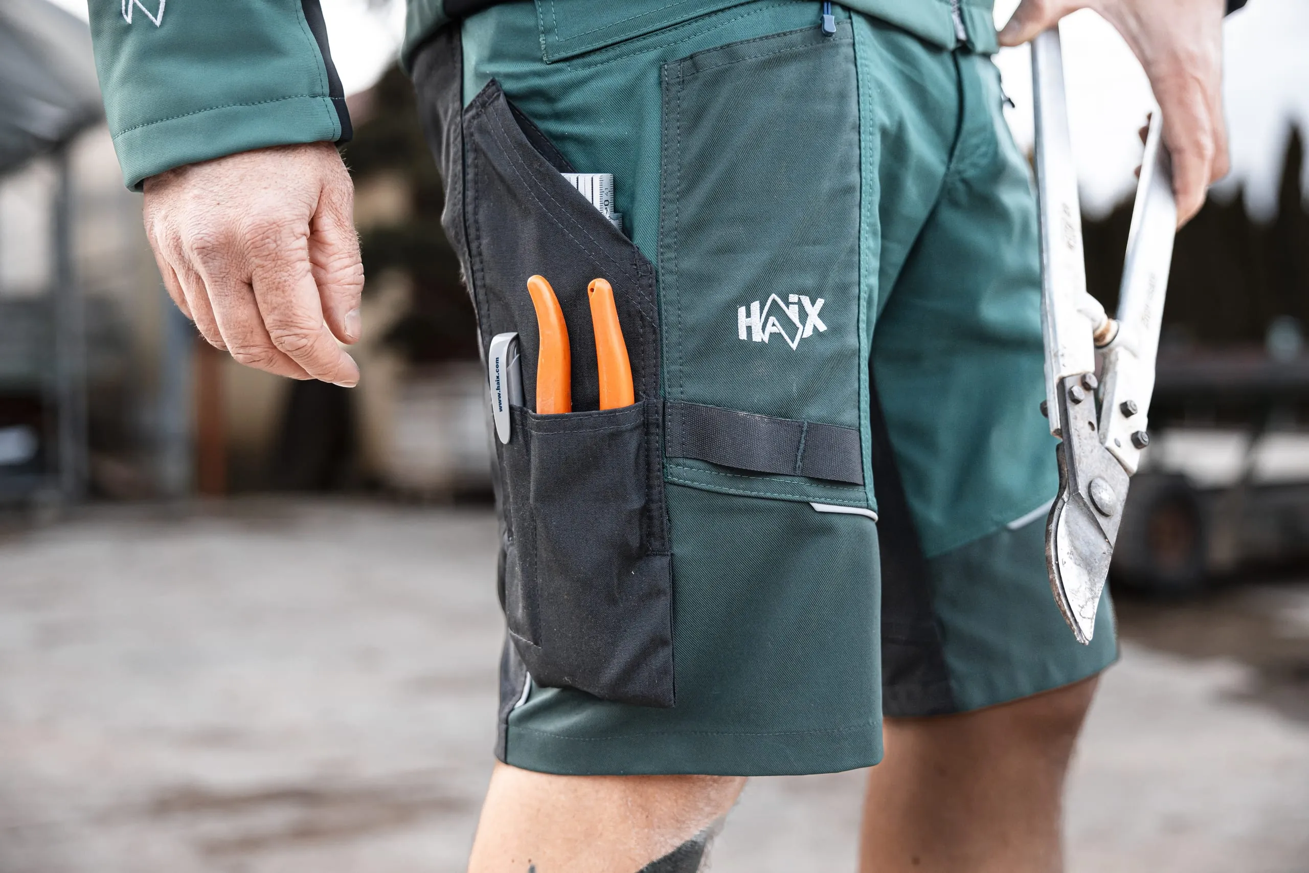 Berufskleidung im Sommer 2024: Durchatmen mit innovativen Stoffen und Konzepten