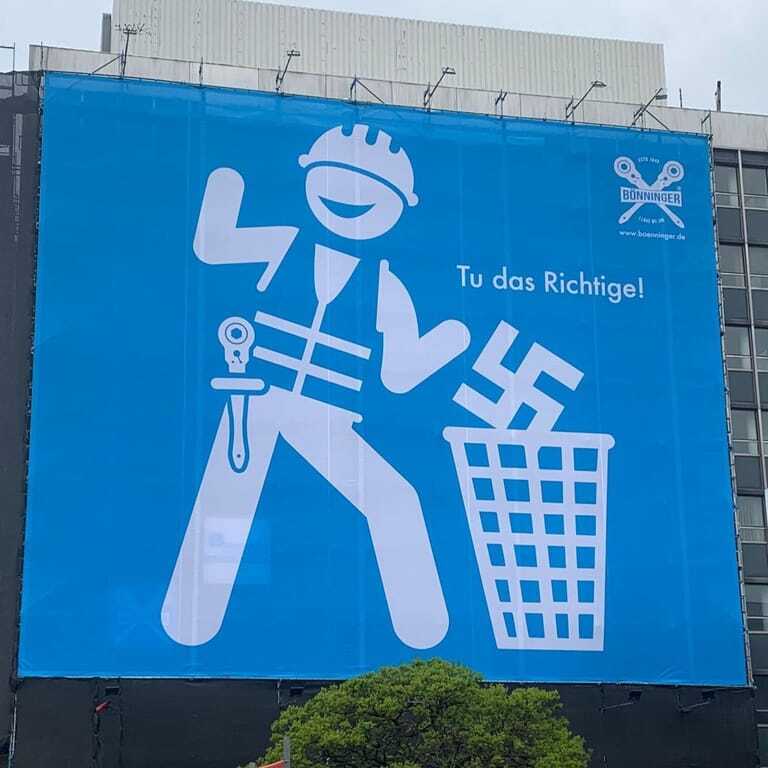 Diese klare Botschaft für Vielfalt und Toleranz hängt aktuell am Hauptbahnhof in Dortmund.