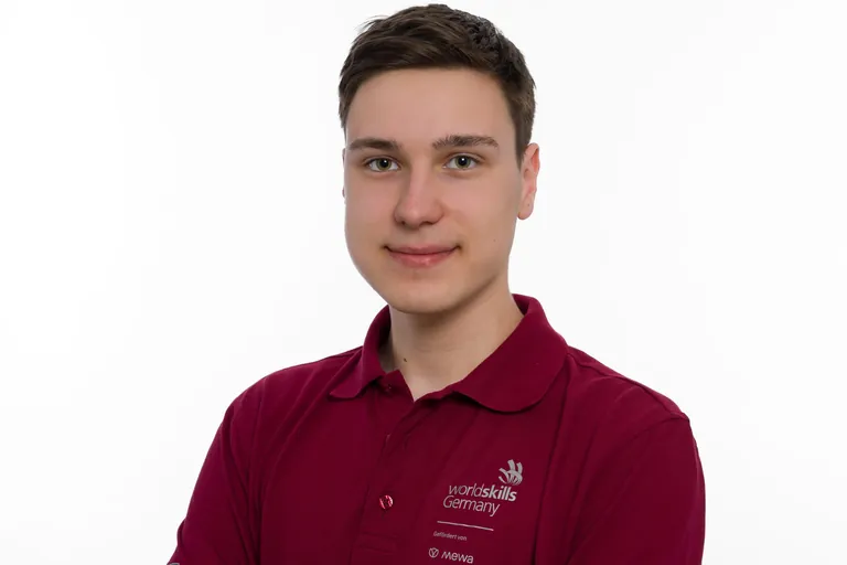 Julius Dohr tritt im Skill "Heating and Plumping" an.