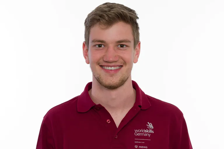 Felix Wilhelm tritt bei den WorldSkills 2024 in Lyon im Skill "Joinery" an.