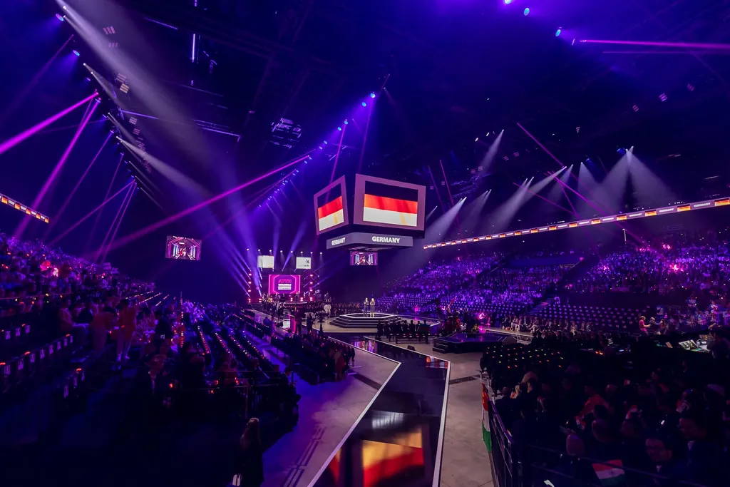 Das WorldSkills Germany Team bei der Eröffnungsfeier der WorldSkills 2024 in Lyon.