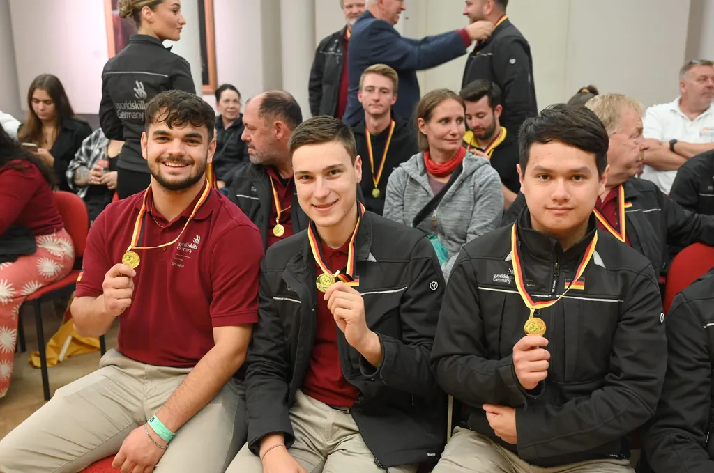 Das WorldSkills Germany Team beim Empfang im Mannheim nach den WorldSkills 2024 in Lyon.