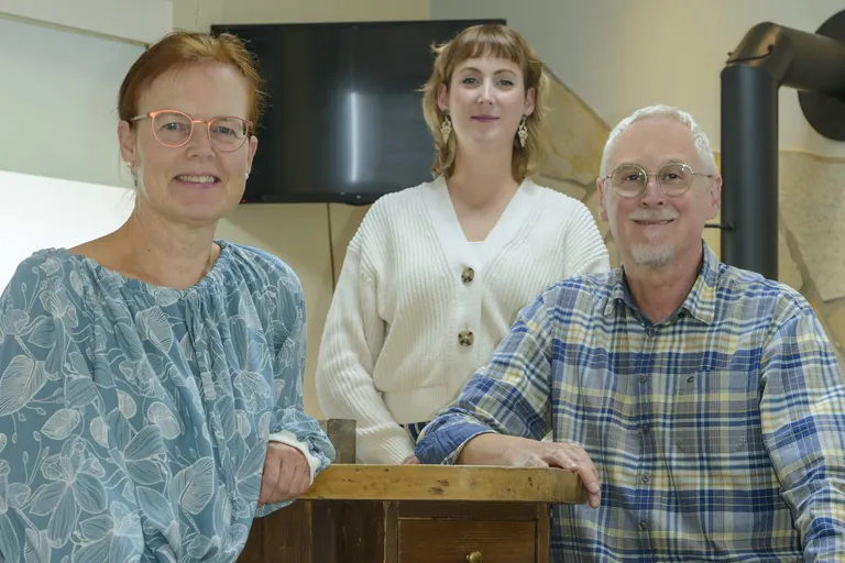 Sybille Gleim-Eckhardt f&uuml;hrt die Goldschmiede-Werkstatt Mokume-Saar in Ensdorf im Saarland gemeinsam mit ihrem Mann und ihrer Tochter. Sie sind mit dem E-Rechnung derzeit konfrontiert.