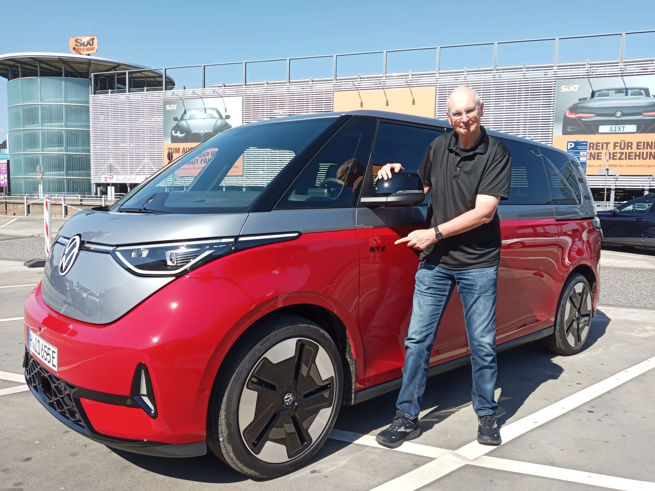 ID. Buzz GTX: Mehr Chic, mehr Leistung und ein Allradantrieb kennzeichnen das neue Aushängeschild von VW Nutzfahrzeuge.