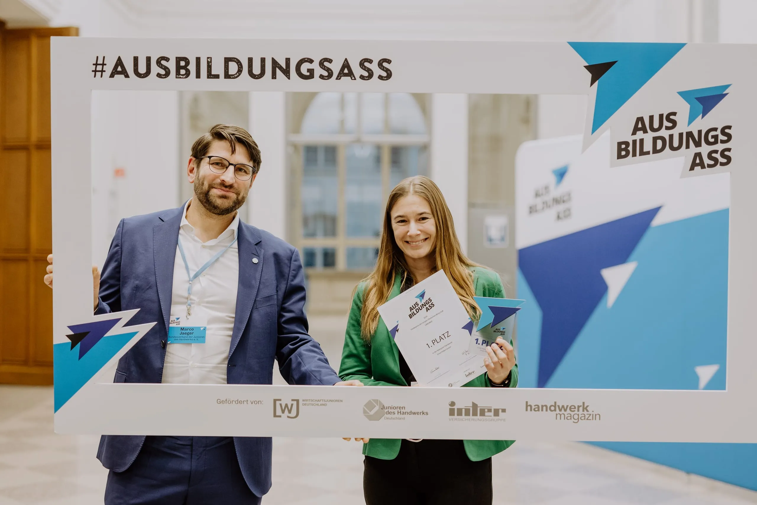 Die Ernst Höbel GmbH ist beim Ausbildungs-Ass 2024 als Deutschlands bester Ausbildungsbetrieb in der Kategorie Handwerk ausgezeichnet worden.