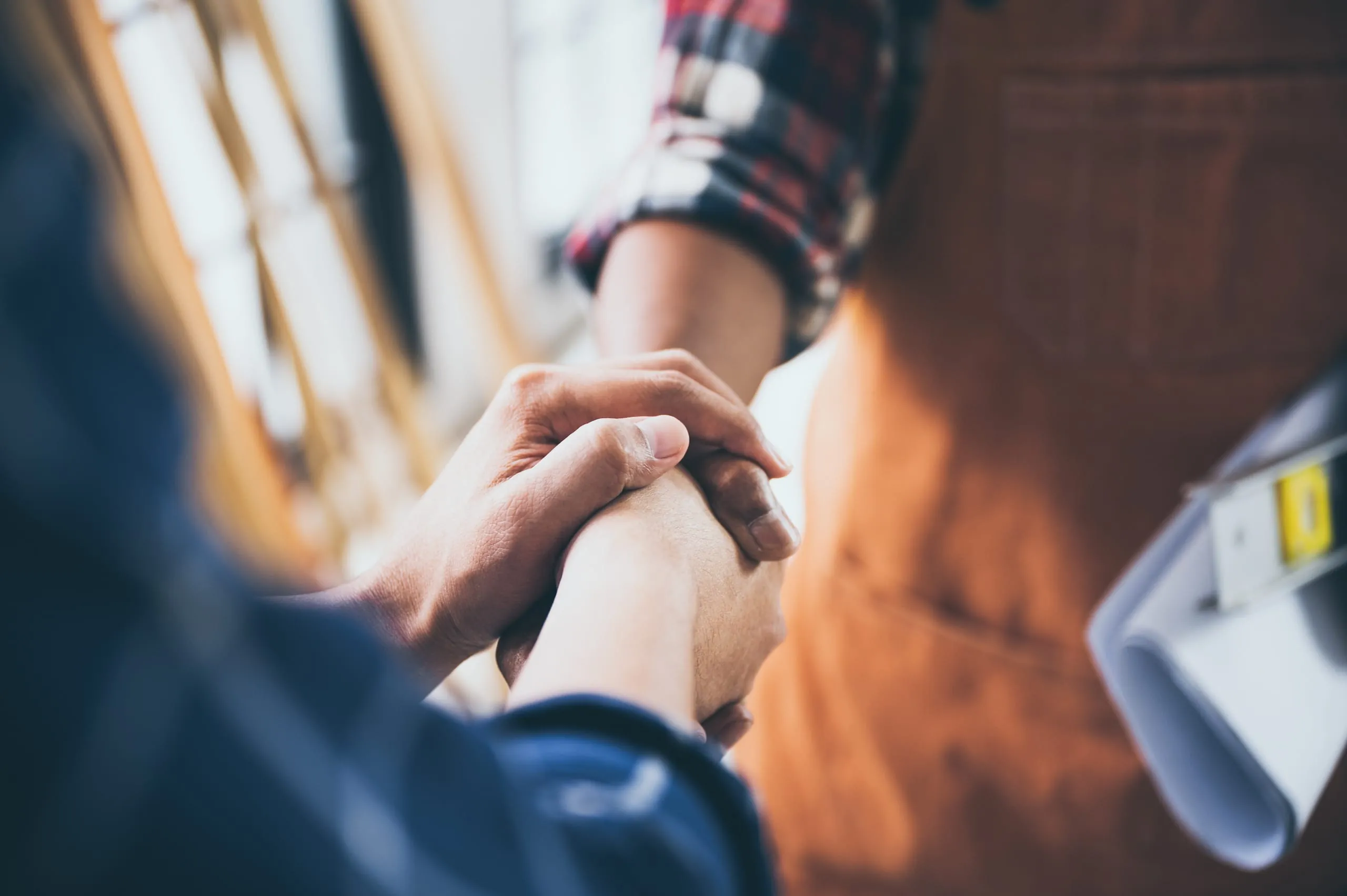 Einstiegsqualifizierung: So fanden zwei Menschen aus dem Nicht-EU-Ausland einen Ausbildungsplatz im Handwerk