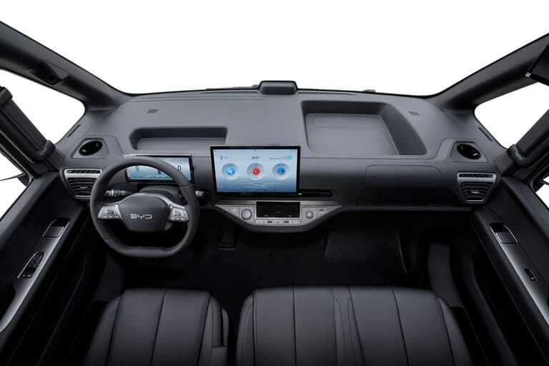 Schlicht und übersichtlich: das Cockpit des BYD E-Vali.
