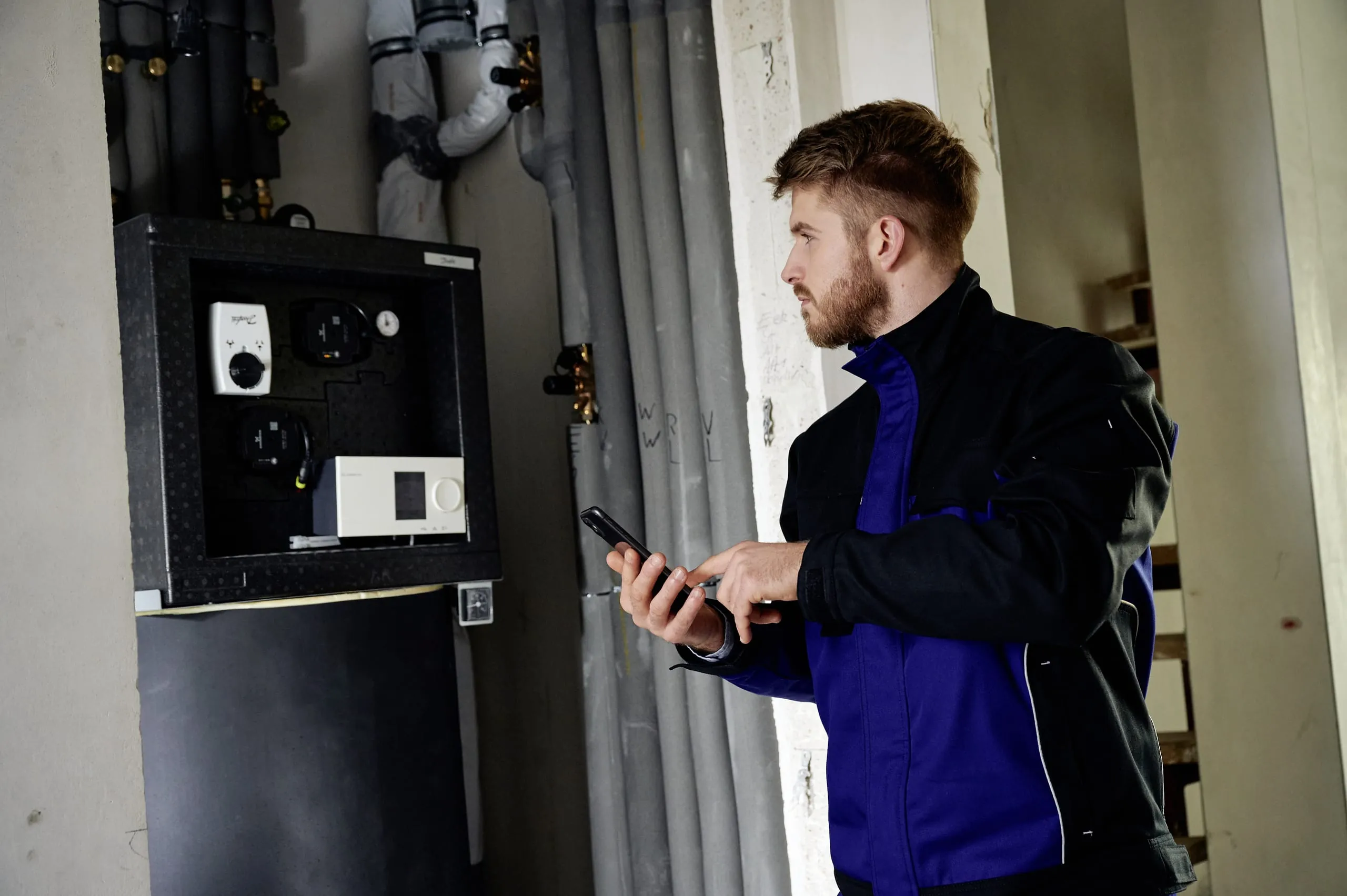 Hybride Prozesse: Neue Digitalisierungslösungen für Handwerksbetriebe aller Größen