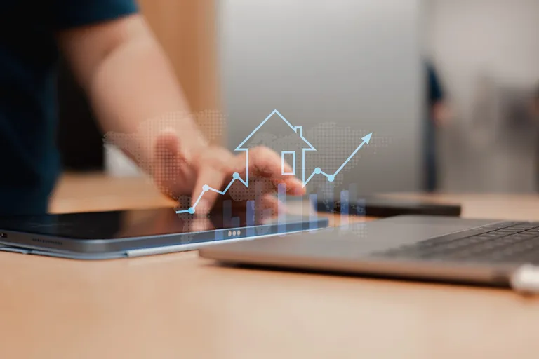 Liegt der Grundsteuerbescheid vor, k&ouml;nnen Immobilieneigent&uuml;mer auch im Nachhinein eine Marktwerteinsch&auml;tzung online abrufen. Mehrere Anbieter stehen zur Verf&uuml;gung. Auf der Basis l&auml;sst sich entscheiden, ob man Einspruch gegen den Grundsteuerbescheid einlegen m&ouml;chte.