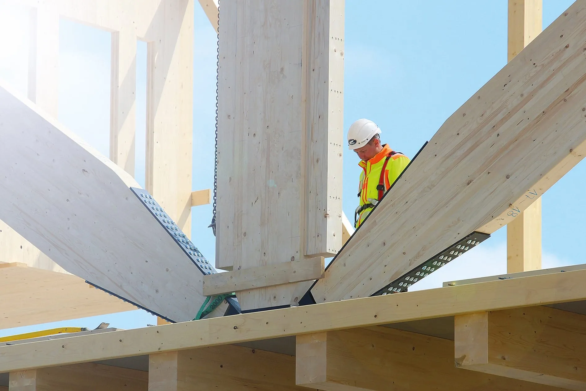 Moderner Gewerbebau: Der Trend geht zu Holz, Photovoltaik und Begrünung