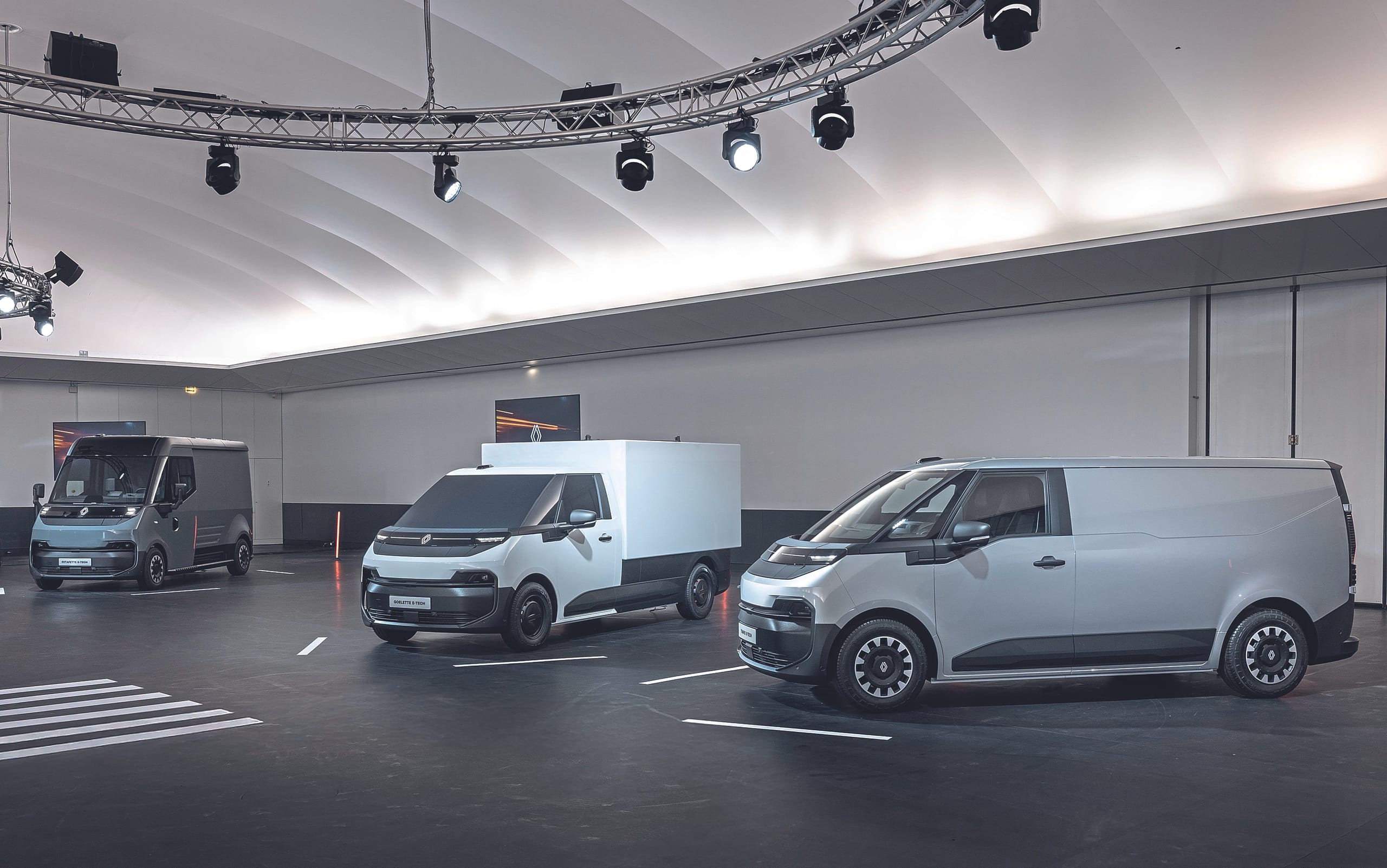 Trafic, Goelette und Estafette E-Tech: Vollelektrische Transporter-Generation von Renault kommt 2026
