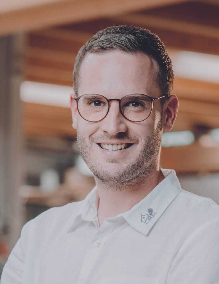 Adrian Sch&auml;tzle