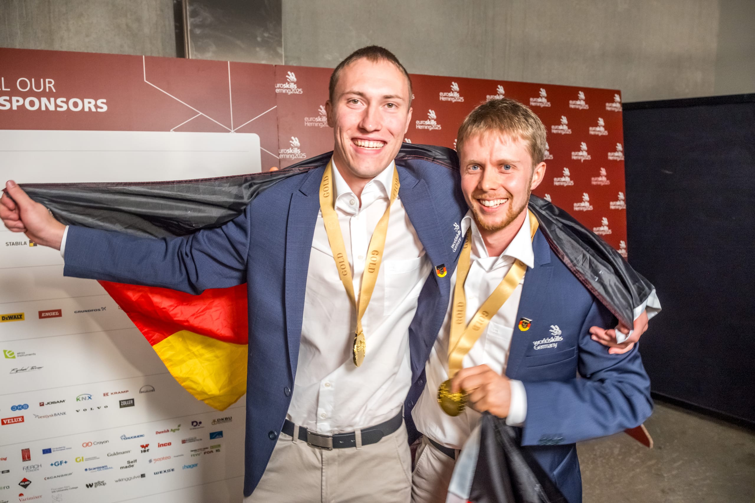 Lutz K&ouml;nig (rechts) gewinnt Gold.