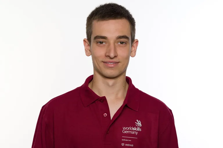 Anlagenmechaniker für Sanitär-, Heizungs- und Klimatechnik Klaus Vetter tritt im Skill "Plumping and Heating" an.