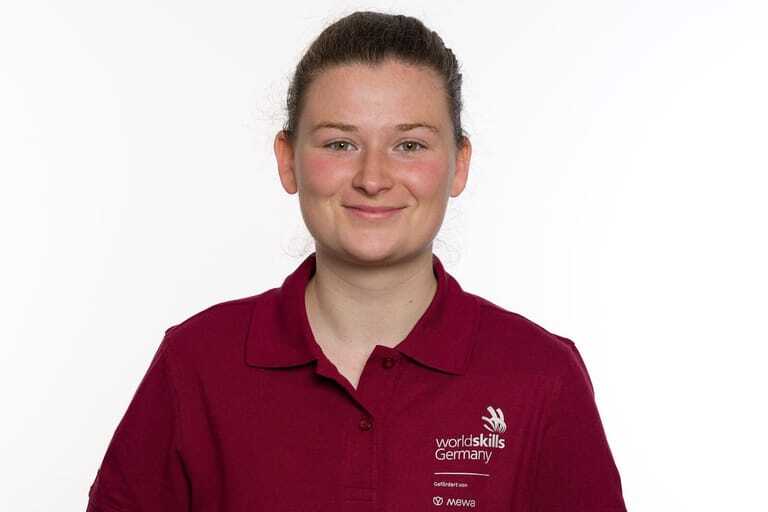 KFZ-Mechatronikerin Miriam Dickmann tritt im Skill "Truck and Bus Technology" bei den EuroSkills 2025 in Herning an.