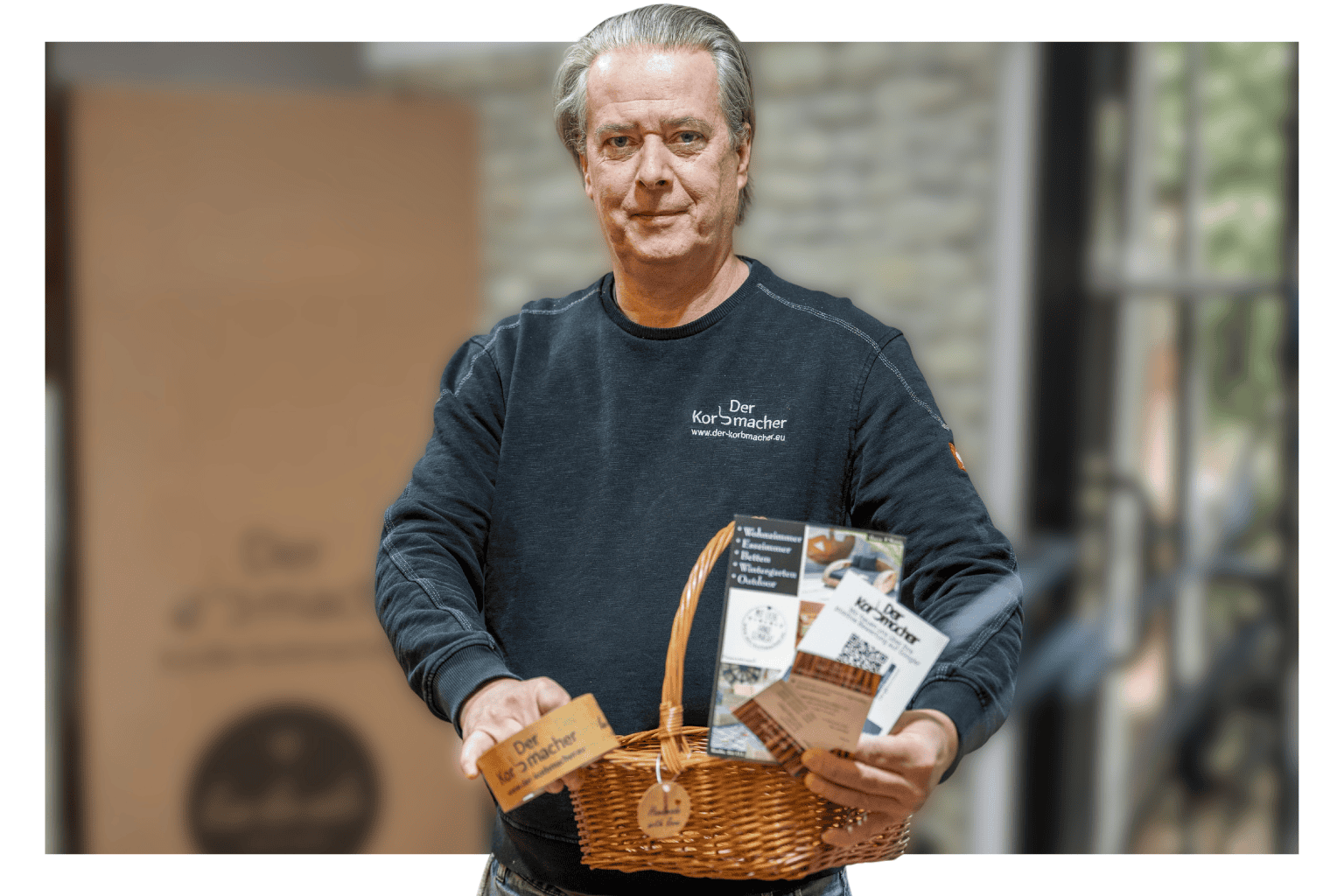 Eugen Keusch, Meister im Korb- und Flechtwerkgestalter-Handwerk in Hattingen, setzt auf Flyer-Werbung.