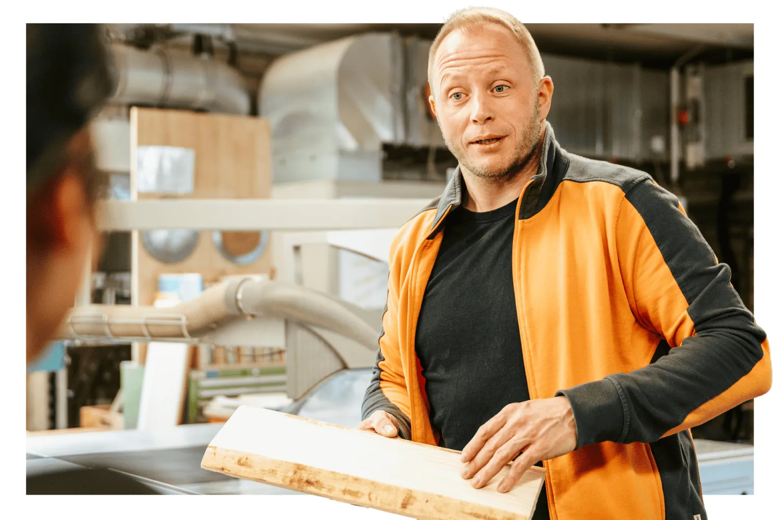 Stefan Beule, Tischlermeister und Werkstattlehrer am Berufskolleg Olsberg.