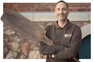 Bäckermeister Ralf Andrae, Inhaber der gleichnamigen Bäckerei in Waldböckelheim in Rheinland-Pfalz, spürt den Kostendruck deutlich – ein Fall, in dem passende Steuerstrategien Liquidität sichern können.