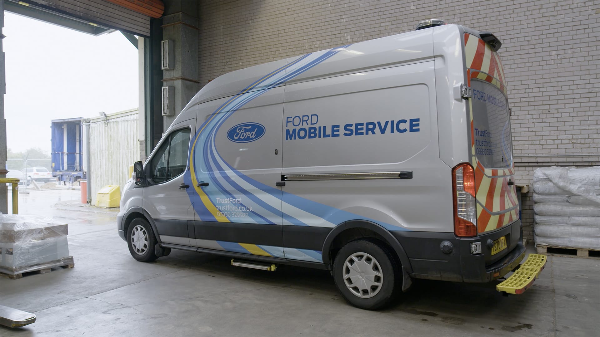 Ausrücken: Ford-Mechaniker erledigen Wartung und Reparaturen per Hausbesuch.