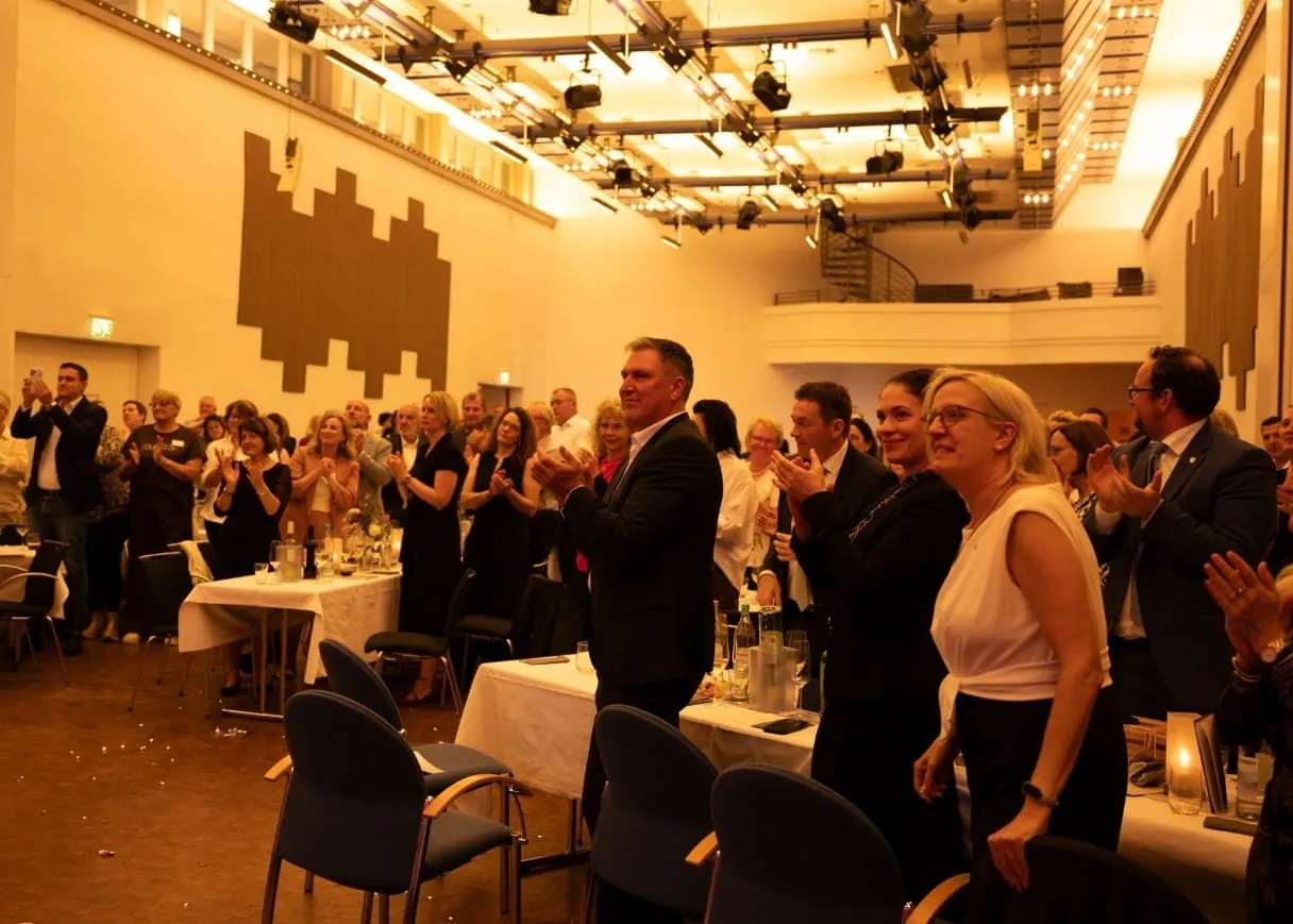 Standing Ovations: Unsere beiden Siegerinnen sorgen mit ihren beeindruckenden Leistungen für Begeisterung.