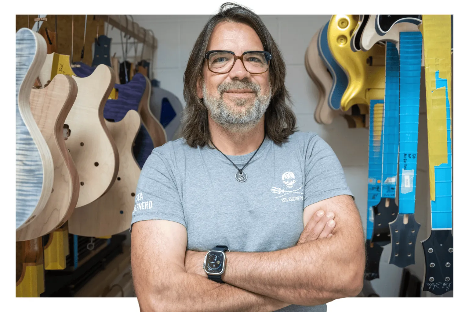 Marke aufbauen: Wie ein Gitarrenbauer Rockstars zu Kunden macht
